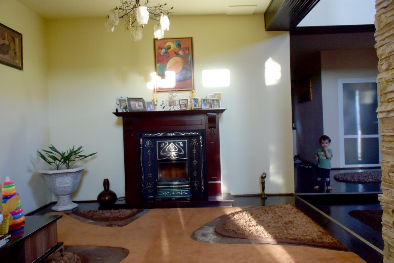 Guesthouse Vila Melisa Rasvadu de Sus ภายนอก รูปภาพ